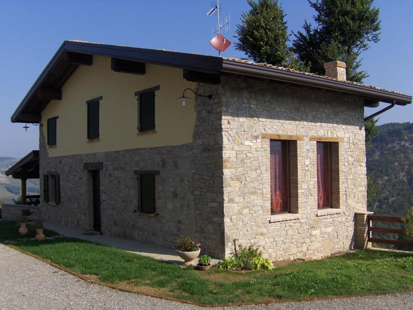 L'Angolo Di Verlano Canossa Exterior foto