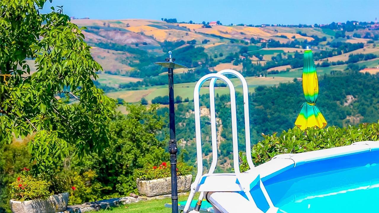 L'Angolo Di Verlano Canossa Exterior foto